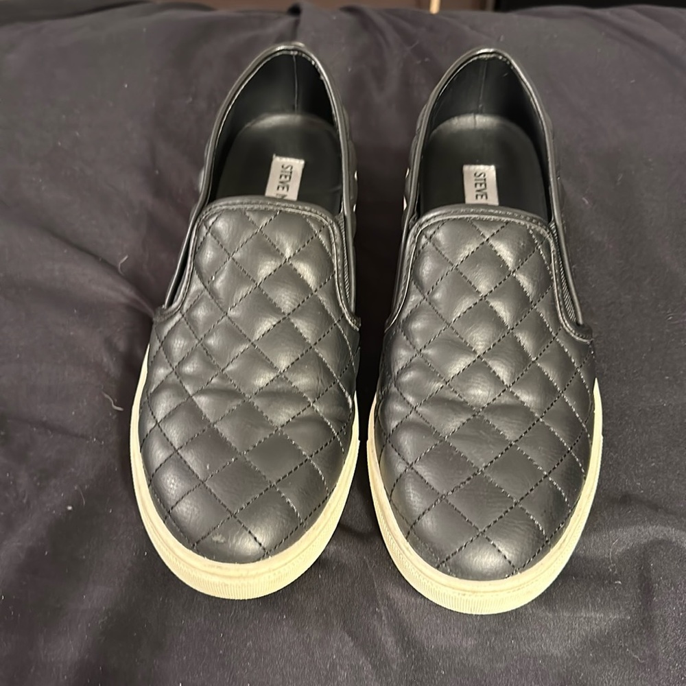Steve Madden Ecentrcq Leather Slip On Sneaker Shoes